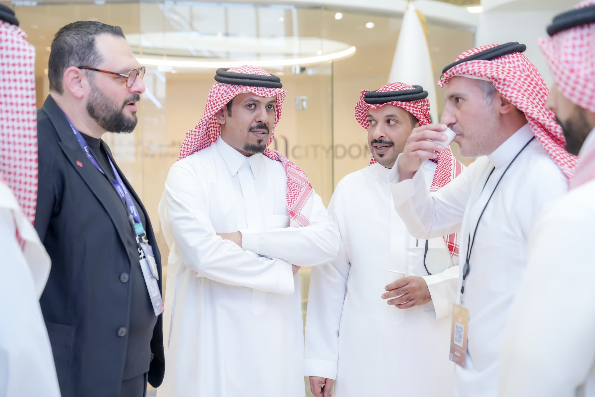 الرئيس التنفيذي للسجل العقاري والرئيس التنفيذي لشركة مدينة مصر يزوران جناح وهيج العقارية في سيتي سكيب-image